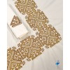 Nappe blanche avec broderie bronze